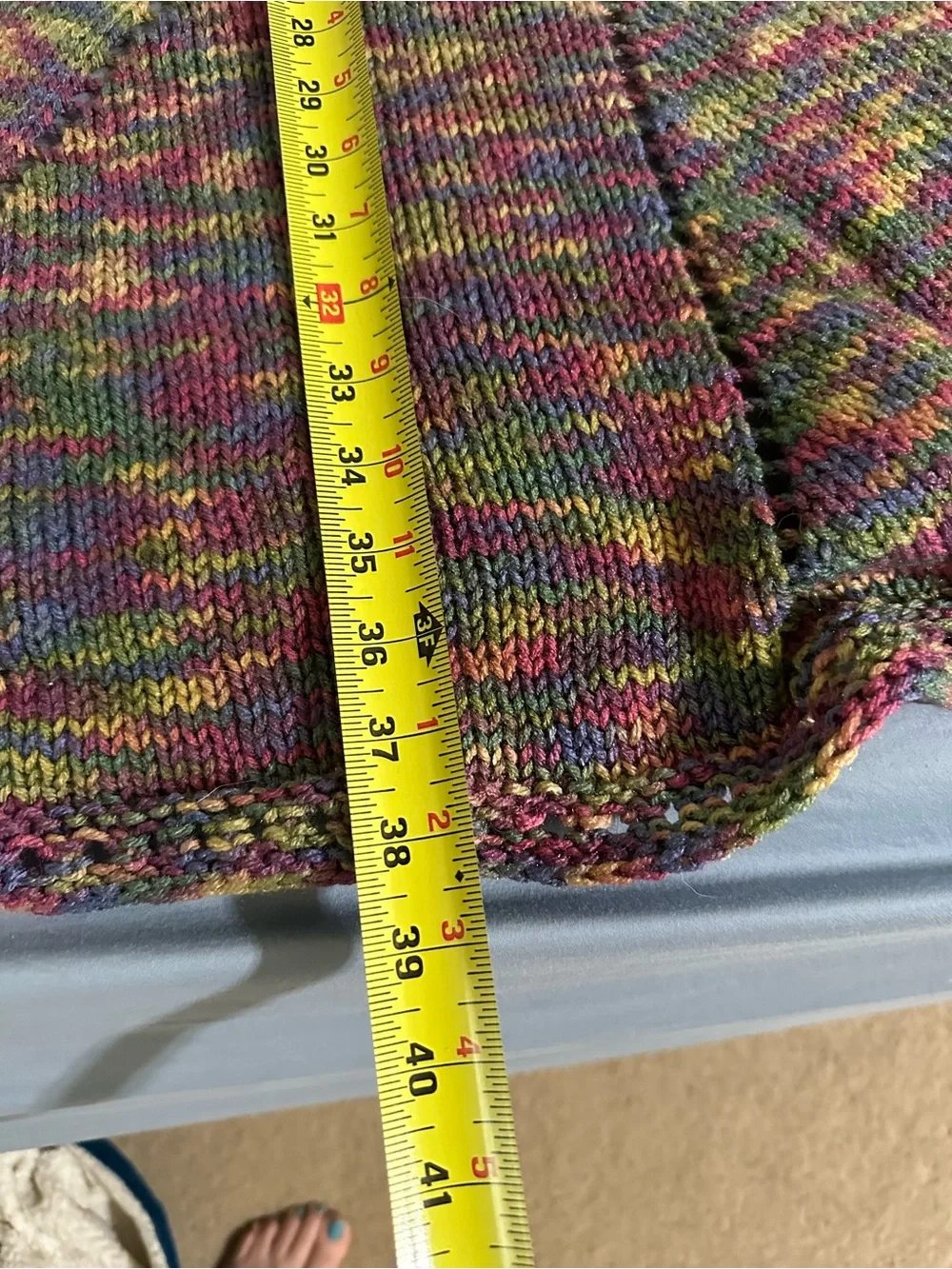 Hand-Knitted Round Pinwheel Baby Blanket / Lap Throw (~38